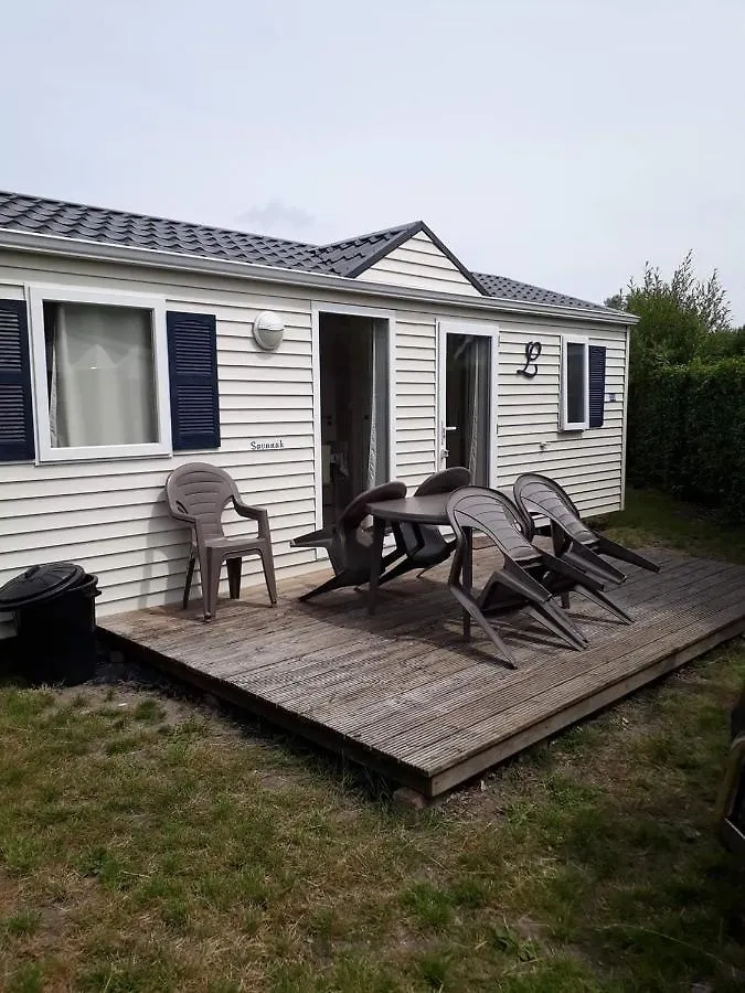 Hébergement de vacances Stacaravan 4Pers In Bredene Met Eigen Tuintje 2449 Belgique